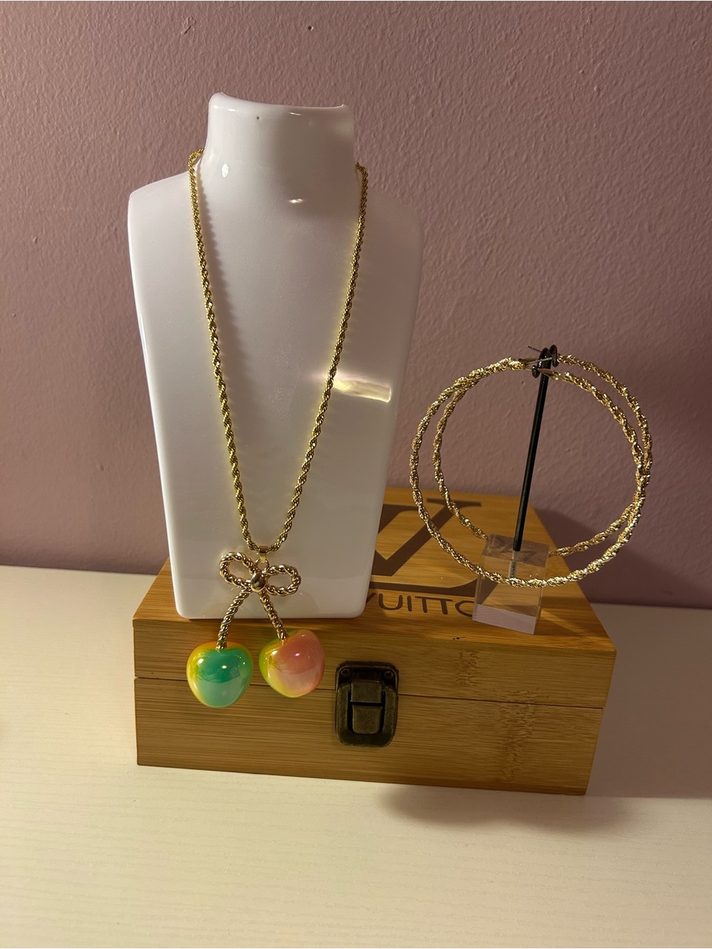 Gold-Tone Necklace with poGreen-Pink Cherry Pendant and Gold Hoop Earrings
